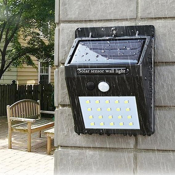 Lampa solarna LED z czujnikiem